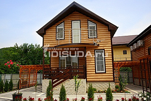 Гостевые дома Новомихайловского с бассейном, "Светлана" с бассейном - фото