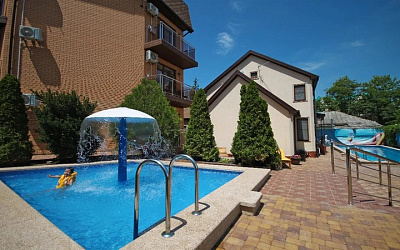 Топ-7 лучших гостевых домов Анапы с бассейном на лето 2026