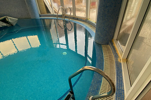Гостиницы Сочи с крытым бассейном, "BERGS" с крытым бассейном - забронировать номер