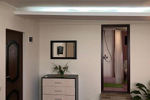 Отели Сухума рейтинг, "Квартира с мансардой" 1-комнатная рейтинг - цены