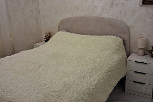 2х-комнатная квартира Кипарисовая 9/1