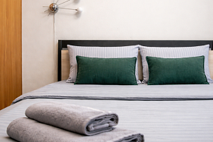 "Аликорн24 на Революции 3Б" 2х-комнатная квартира