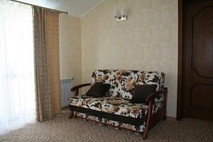 &quot;Дом с Рыцарем&quot; гостиница в Судаке, ул. Приморская, 3 фото 4