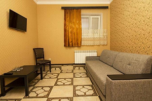Отели Пятигорска новые, "Economy Hotel on Pervomayskaya 15" новые - забронировать номер
