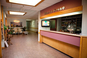 Гостиница в , "Альберта Хаус" - фото