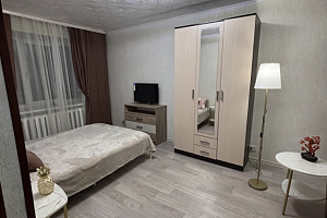 "С видом на городскую площадь" 1-комнатная квартира