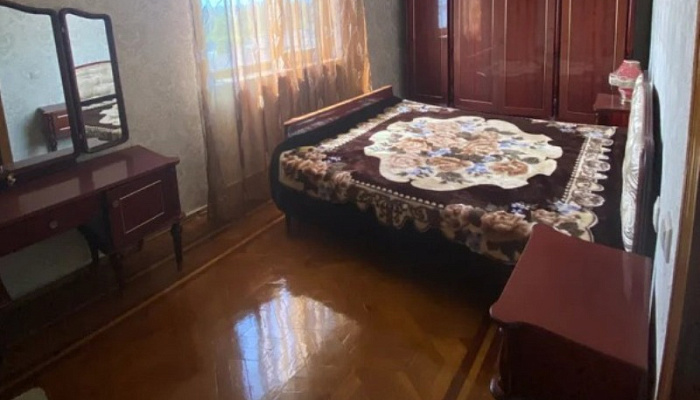 3х-комнатная квартира Ардзинба 150 в Сухуме - фото 1