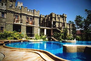 Гостиницы Супсеха с бассейном, "KRAFT HOTEL" с бассейном - фото