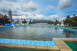 Отдых в Адыгее с подогреваемым бассейном, "Белые ночи" с подогреваемым бассейном
