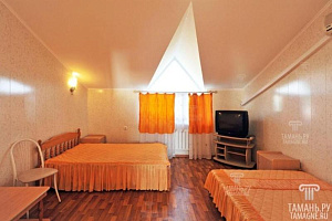 Мотели в поселке Ильиче, "На Берегу" мотель
