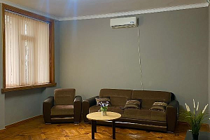 Отдых в Сухуме, "Евродвушка" 2х-комнатная в сентябре - фото