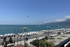 Отели Абхазии у моря, "Hotel-club Poseidon" у моря - фото