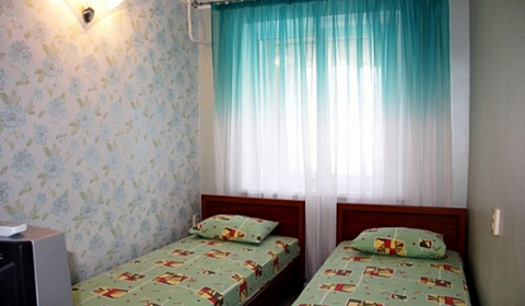 Фото объекта «2х-комнатная квартира Голицына 30 кв 53 в Новом Свете», 1