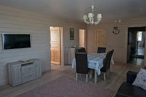 Фото номера «Большой дом с камином и кухней для двоих», 6