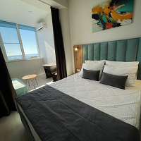 "С видом на МОРЕ и ГОРЫ" квартира-студия