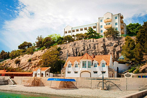 Пансионаты ЮБК с собственным пляжем, "Сосновая Роща" с собственным пляжем - фото