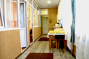 Отели Кисловодска с размещением с животными, "004_Красноармейская 1" 3х-комнатная с размещением с животными - забронировать номер