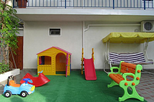 Гостевые дома Витязево с детской площадкой, "Элегант" с детской площадкой - раннее бронирование