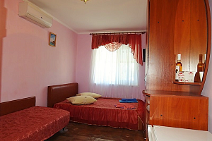 &quot;Курортный&quot; гостевой дом в Береговом (Бахчисарай) фото 2