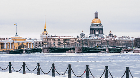Санкт-Петербург или Москва зимой — что выбрать