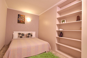 "Home Time Apart у Луговой площади" квартира-студия