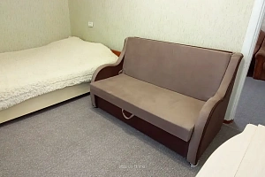 Отдых в Белогорске, "Уютная и благоустроенна в центре" 2х-комнатная - фото