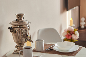 "С самоваром около Ледового Дворца" квартира-студия