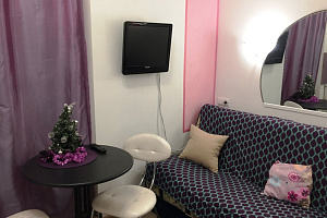 Комната в , "Фиолетовый" апарт-отель