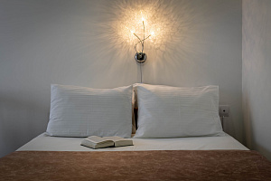 Отели Сириуса с собственным пляжем, "Deluxe Apartment ЖК Эстафета 87" 1-комнатная с собственным пляжем - забронировать номер