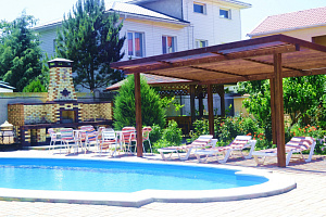 Гостевые дома Поповки с бассейном, "Rozental" с бассейном - фото
