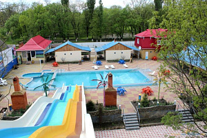 Базы отдыха Лабинска с бассейном, "Тавуш" с бассейном - фото