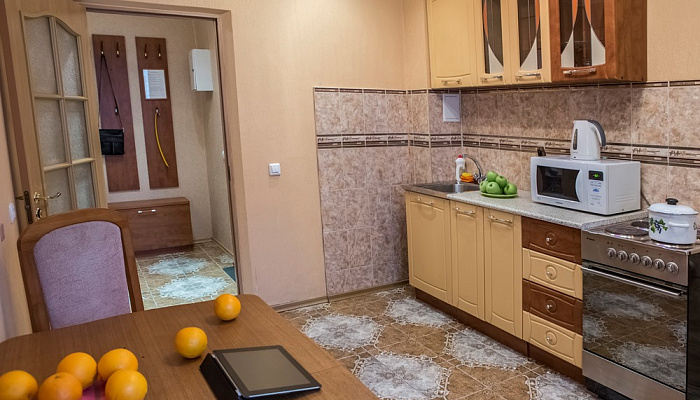 1-комнатная квартира Дальневосточная 152 в Иркутске - фото 1