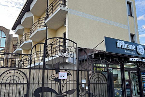 Гостевые дома Геленджика на набережной, "Эксклюзив" на набережной - фото