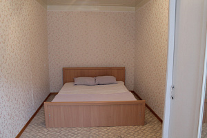 2х-комнатная квартира Заводская 2 в Тюмени 4