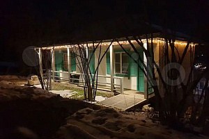 Дома Мезмая в горах, Речная 20 в горах - фото