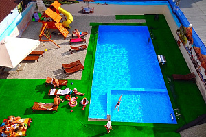 Отдых в Геленджике с подогреваемым бассейном, "Фортуна" с подогреваемым бассейном - забронировать