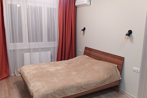 Квартиры Краснодара с джакузи, "Недалеко от парка" 3х-комнатная с джакузи - фото