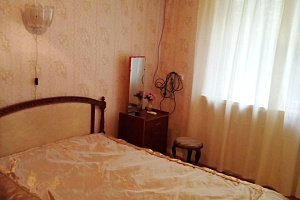 Квартиры Абхазии с кухней, 2х-комнатная Абазгаа 53/4 кв 40 с кухней