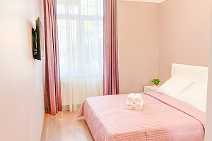 Комната в , "Balt-Apartments Pionerskii" апарт-отель - цены