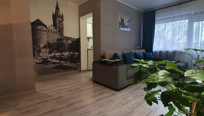 3х-комнатная квартира Фрунзе 103 в Калининграде - фото 1