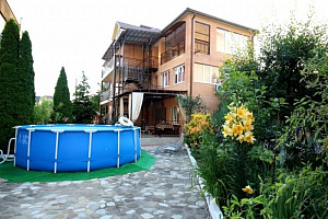 Гостевые дома Новомихайловского с бассейном, "Отдых с любовью" с бассейном
