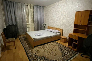 Мотели в Оренбурге, 1-комнатная Братьев Коростелёвых 19 мотель