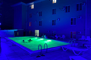 Гостиницы Цандрипша с бассейном, "Абхазия" парк-отель с бассейном - раннее бронирование