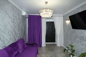 Квартиры Абхазии на неделю, 1.5-комнатная Абазинская 24 на неделю - цены