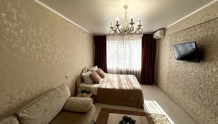 1-комнатная квартира Красноармейская 33 в Астрахани - фото 1