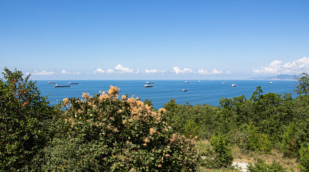 Геленджик в мае 2026 — погода, море и жильё