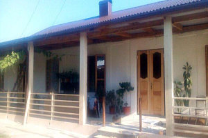 Гостевые дома Абхазии недорого, Добровольцев 22 недорого - фото