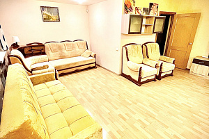 2х-комнатная квартира Максима Горького 65А