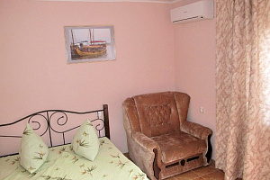 &quot;Цветочный&quot; гостевой дом в Учкуевке (Севастополь) фото 9