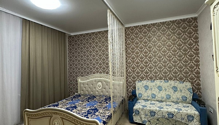 3х-комнатная квартира на земле Авиации 27 в Кисловодске - фото 1
